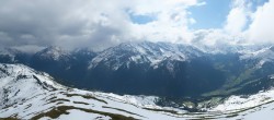 Archived image Webcam Tux - View from the Wanglspitze 13:00