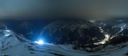 Archived image Webcam Tux - View from the Wanglspitze 19:00