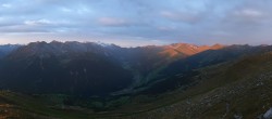 Archiv Foto Webcam Tux - Ausblick von der Wanglspitze 04:00