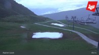 Archived image Webcam Axamer Lizum - Karleitenlift Top Station 04:00