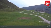 Archiv Foto Webcam Axamer Lizum - Karleitenlift Bergstation 04:00