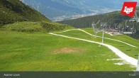Archiv Foto Webcam Axamer Lizum - Karleitenlift Bergstation 16:00