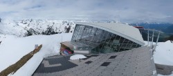 Archived image Webcam Axamer Lizum: Top station Olympia funicular 09:00