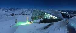 Archived image Webcam Axamer Lizum: Top station Olympia funicular 03:00