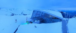 Archived image Webcam Axamer Lizum: Top station Olympia funicular 05:00