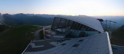 Archiv Foto Webcam Axamer Lizum: Bergstation Olympiabahn 19:00