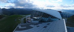 Archived image Webcam Axamer Lizum: Top station Olympia funicular 17:00