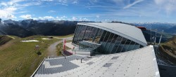 Archiv Foto Webcam Axamer Lizum: Bergstation Olympiabahn 13:00