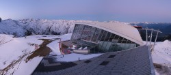 Archived image Webcam Axamer Lizum: Top station Olympia funicular 05:00
