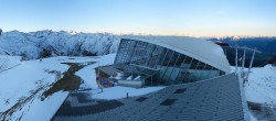 Archived image Webcam Axamer Lizum: Top station Olympia funicular 06:00