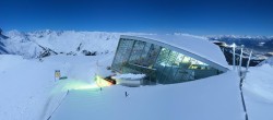 Archived image Webcam Axamer Lizum: Top station Olympia funicular 18:00