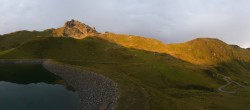 Archived image Webcam Hochfügen - Mountain restaurant 8er Alm 05:00