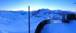 Archived image Webcam Val Senales Glacier - Iceman Ötzi Peak 03:00