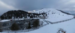 Archiv Foto Webcam Villacher Alpenstraße - Aussichtspunkt Rosstratten 13:00