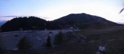 Archived image Webcam Villach Alpine Road - Viewpoint Rosstratten 19:00