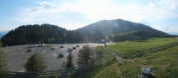 Archived image Webcam Villach Alpine Road - Viewpoint Rosstratten 17:00