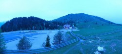 Archiv Foto Webcam Villacher Alpenstraße - Aussichtspunkt Rosstratten 03:00