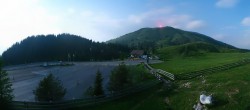 Archiv Foto Webcam Villacher Alpenstraße - Aussichtspunkt Rosstratten 23:00