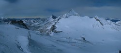 Archiv Foto Webcam Hintertuxer Gletscher - Ausblick Gefrorene Wand 23:00