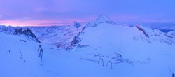 Archiv Foto Webcam Hintertuxer Gletscher - Ausblick Gefrorene Wand 05:00