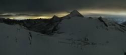 Archiv Foto Webcam Hintertuxer Gletscher - Ausblick Gefrorene Wand 01:00