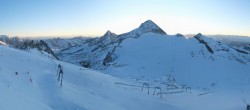 Archived image Webcam Hintertux Glacier - View from Gefrorene Wand 15:00