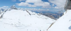 Archived image Webcam Hintertux Glacier - View from Gefrorene Wand 11:00