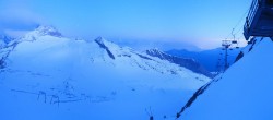 Archiv Foto Webcam Hintertuxer Gletscher - Ausblick Gefrorene Wand 03:00