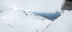 Archiv Foto Webcam Hintertuxer Gletscher - Ausblick Gefrorene Wand 17:00