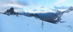 Archiv Foto Webcam Hintertuxer Gletscher - Ausblick Gefrorene Wand 05:00