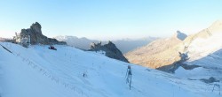 Archiv Foto Webcam Hintertuxer Gletscher - Ausblick Gefrorene Wand 05:00