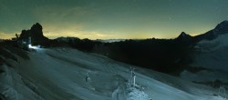 Archiv Foto Webcam Hintertuxer Gletscher - Ausblick Gefrorene Wand 01:00