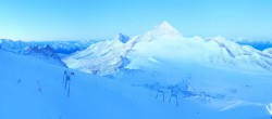 Archiv Foto Webcam Hintertuxer Gletscher - Ausblick Gefrorene Wand 05:00