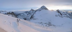 Archiv Foto Webcam Hintertuxer Gletscher - Ausblick Gefrorene Wand 15:00