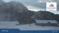 Archived image Webcam Braies - Picco di Vallandro 14:00