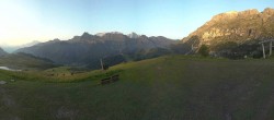 Archiv Foto Webcam Arabba - Bergrestaurant am Monte Burz 05:00