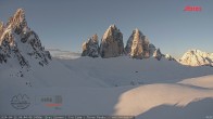 Archived image Webcam Dolomites South Tyrol: Mountain Hut Antonio Locatelli 05:00