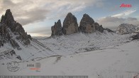 Archived image Webcam Dolomites South Tyrol: Mountain Hut Antonio Locatelli 07:00