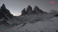 Archived image Webcam Dolomites South Tyrol: Mountain Hut Antonio Locatelli 06:00