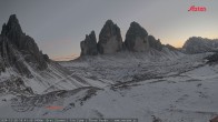 Archiv Foto Webcam Blick auf die 3 Zinnen von der Dreizinnenhütte 15:00