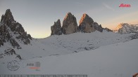 Archiv Foto Webcam Blick auf die 3 Zinnen von der Dreizinnenhütte 06:00