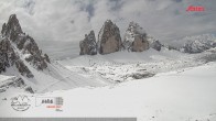 Archived image Webcam Dolomites South Tyrol: Mountain Hut Antonio Locatelli 09:00
