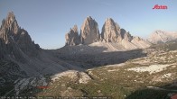 Archiv Foto Webcam Blick auf die 3 Zinnen von der Dreizinnenhütte 05:00