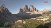 Archiv Foto Webcam Blick auf die 3 Zinnen von der Dreizinnenhütte 05:00
