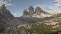 Archiv Foto Webcam Blick auf die 3 Zinnen von der Dreizinnenhütte 07:00