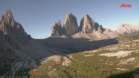 Archiv Foto Webcam Blick auf die 3 Zinnen von der Dreizinnenhütte 06:00