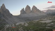 Archiv Foto Webcam Blick auf die 3 Zinnen von der Dreizinnenhütte 05:00