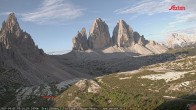 Archiv Foto Webcam Blick auf die 3 Zinnen von der Dreizinnenhütte 06:00