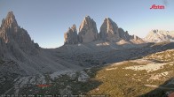 Archiv Foto Webcam Blick auf die 3 Zinnen von der Dreizinnenhütte 07:00