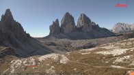 Archived image Webcam Dolomites South Tyrol: Mountain Hut Antonio Locatelli 09:00